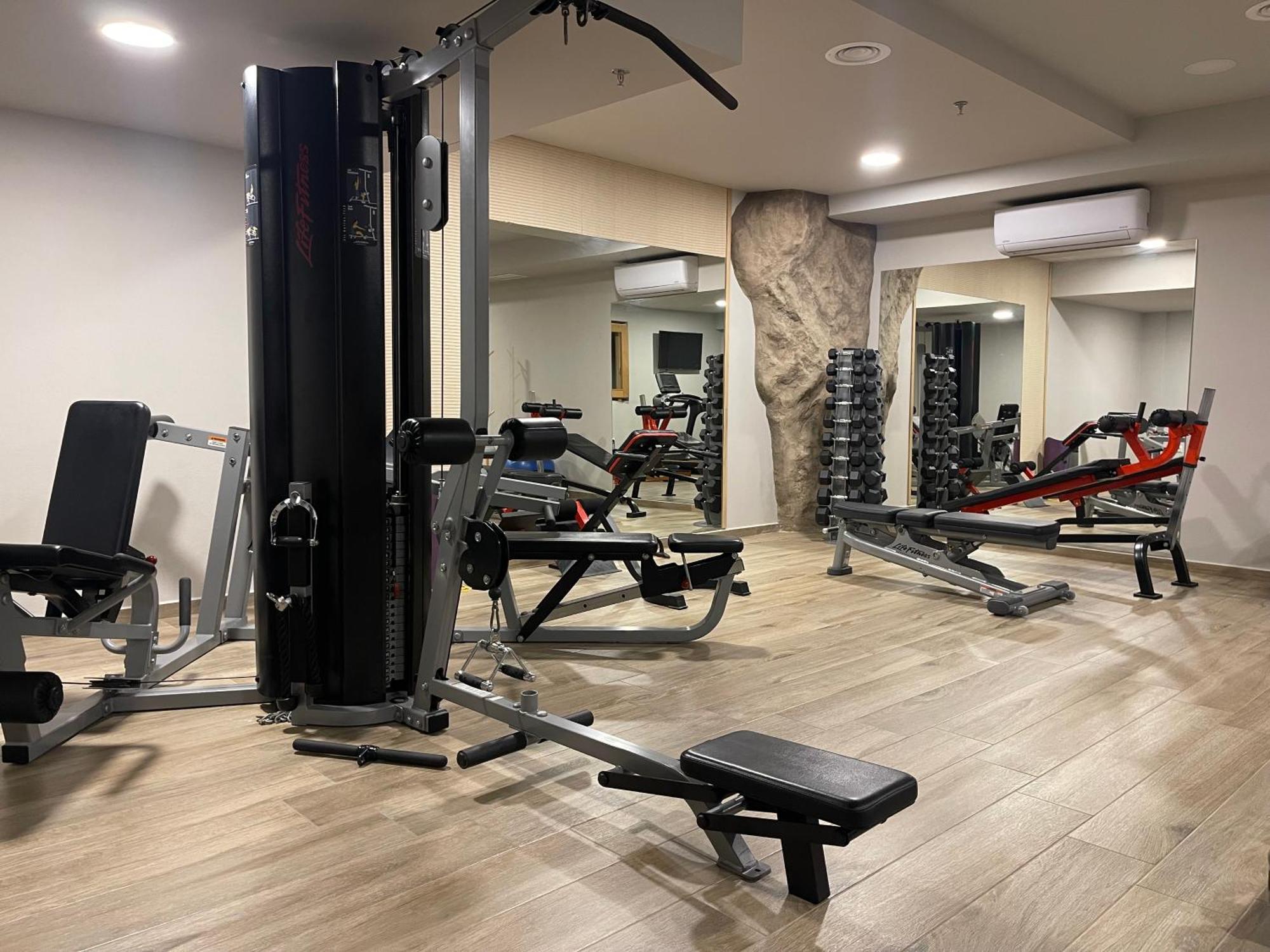 Diapori Suites Hotel Kardhamili Ngoại thất bức ảnh